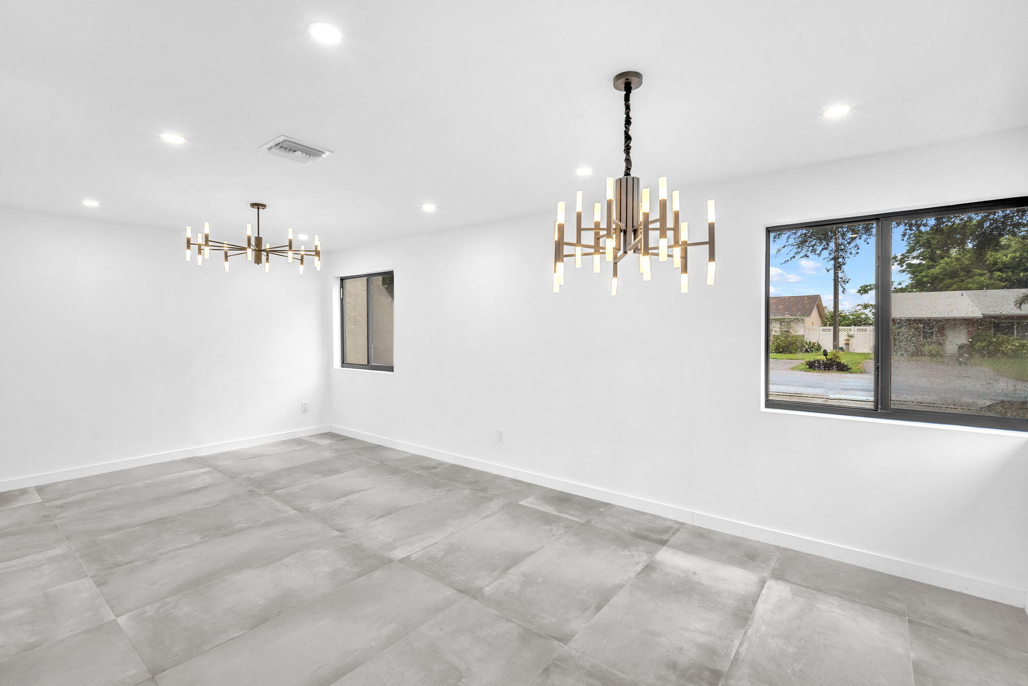 EMERALD GARDENS - Residential Lease