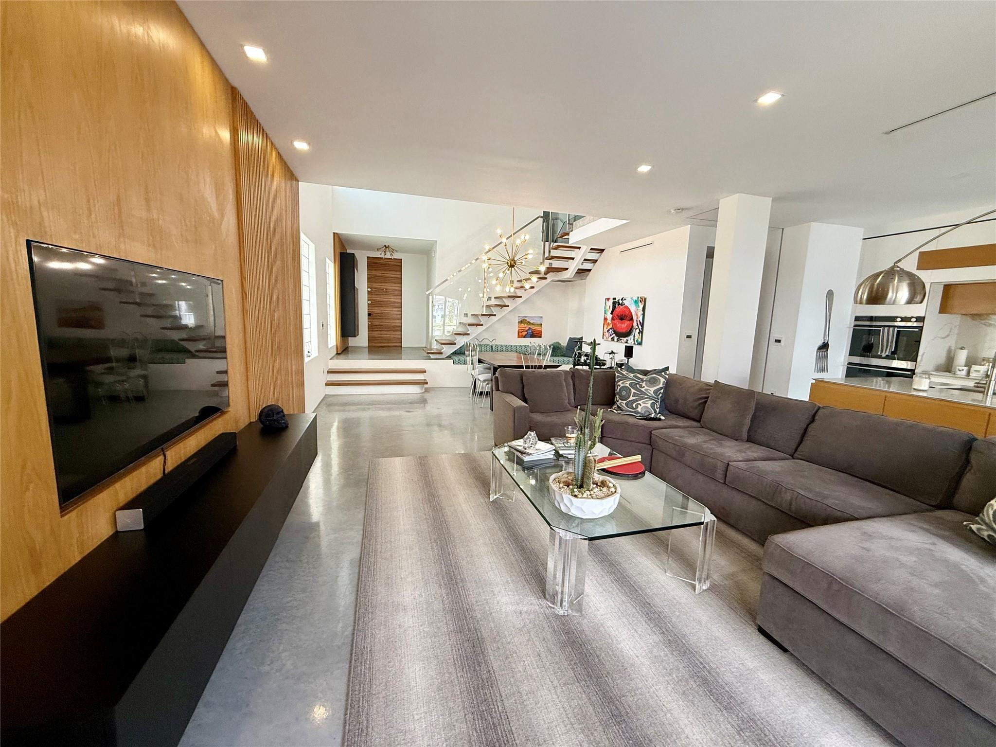 Aventura Lakes Ph 01 - Residential Lease