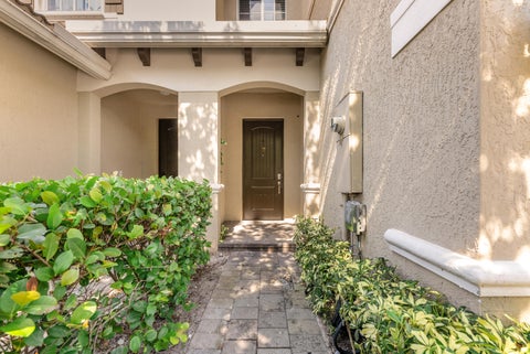 Tiny photo for 354 SE 1st Way #354, Deerfield Beach, FL 33441 (MLS # B26048308)