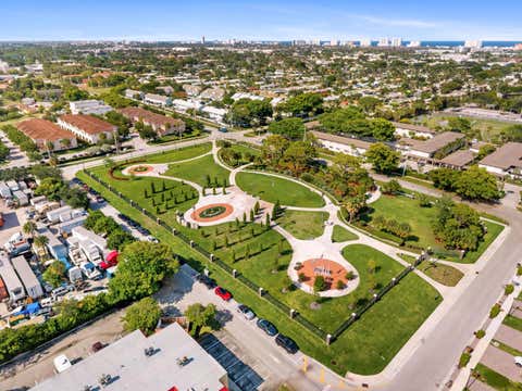 Tiny photo for 354 SE 1st Way #354, Deerfield Beach, FL 33441 (MLS # B26048308)