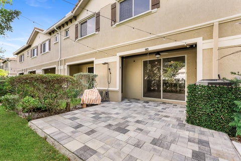Tiny photo for 354 SE 1st Way #354, Deerfield Beach, FL 33441 (MLS # B26048308)
