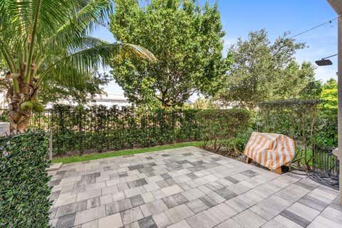 Tiny photo for 354 SE 1st Way #354, Deerfield Beach, FL 33441 (MLS # B26048308)