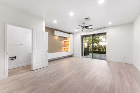 Tiny photo for 354 SE 1st Way #354, Deerfield Beach, FL 33441 (MLS # B26048308)