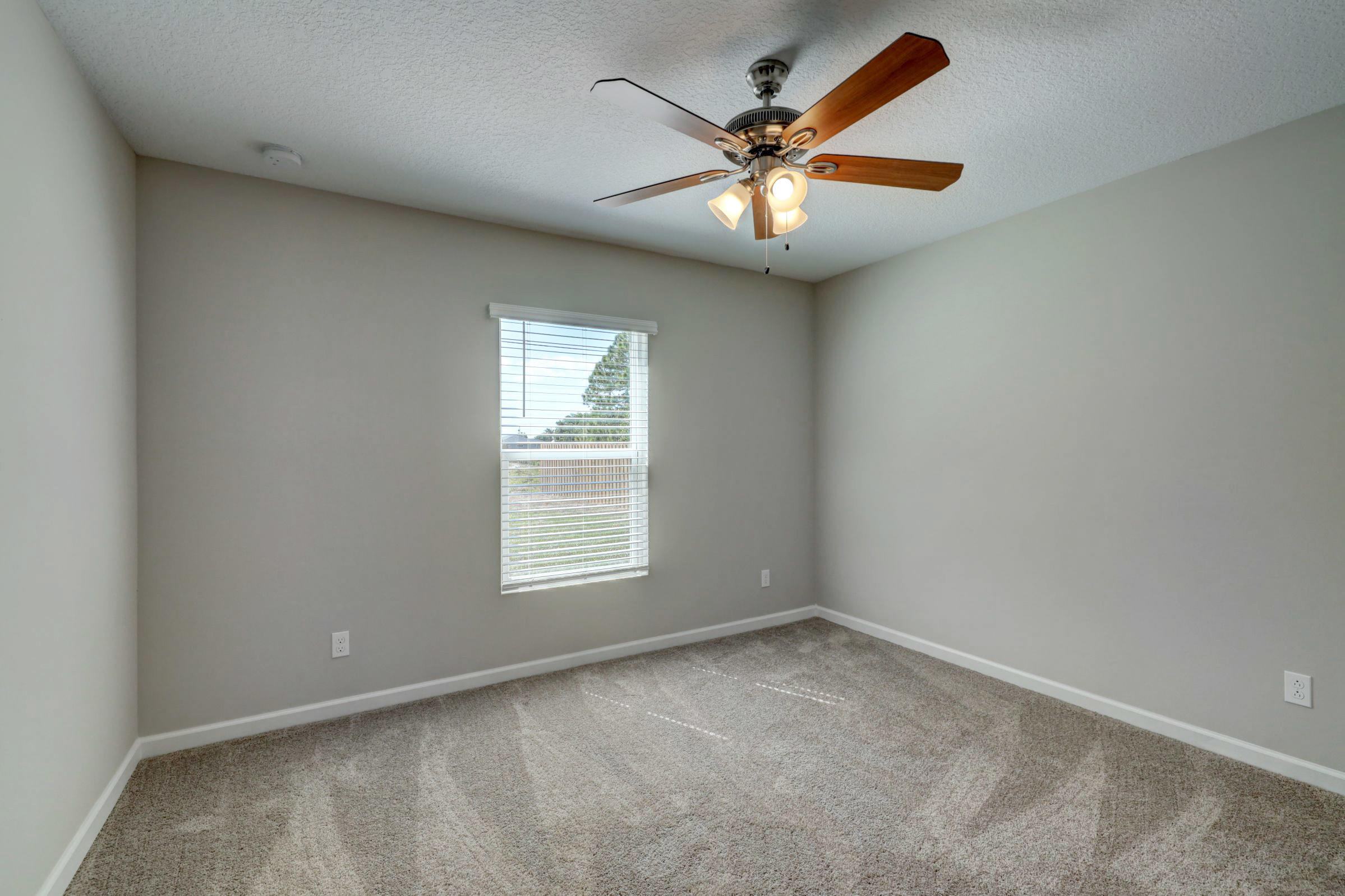 PORT ST LUCIE SECTION 5 - Residential Lease