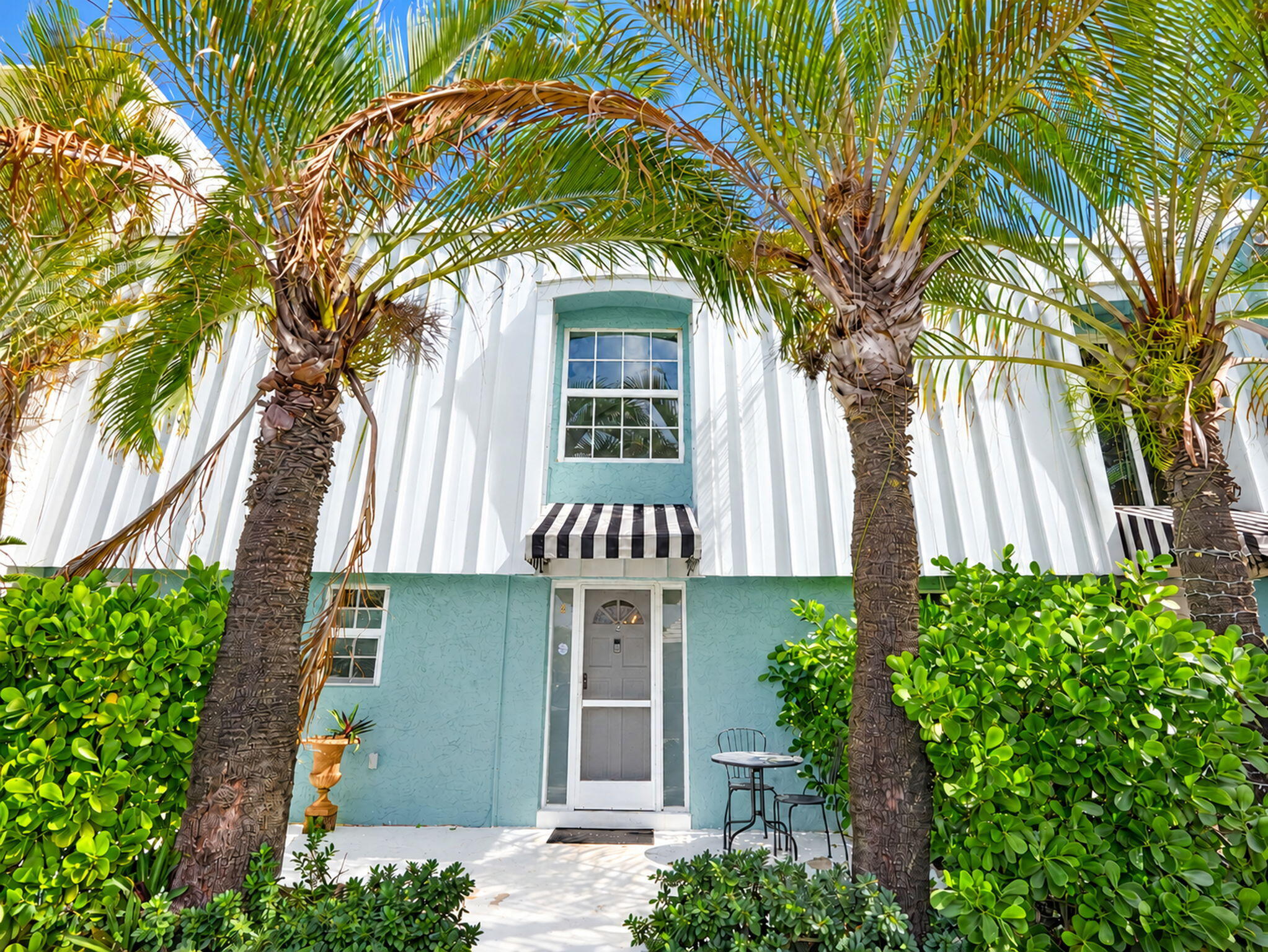 2708 NE 14th Street Causeway 2
