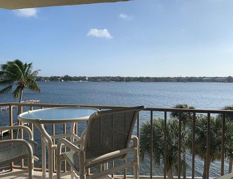 1202 S Lake Dr 502 Lantana FL 33462