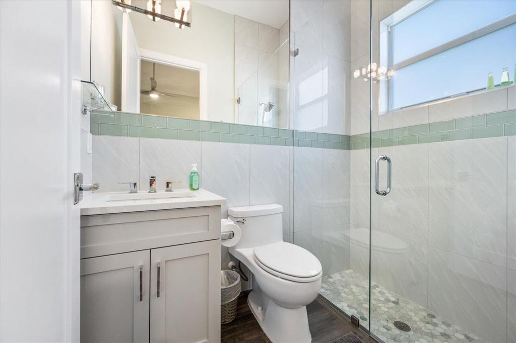 BREAKERS WEST - Residential