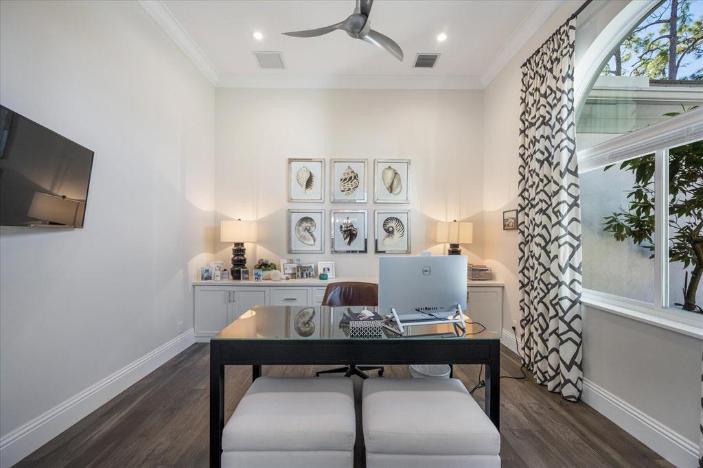 BREAKERS WEST - Residential