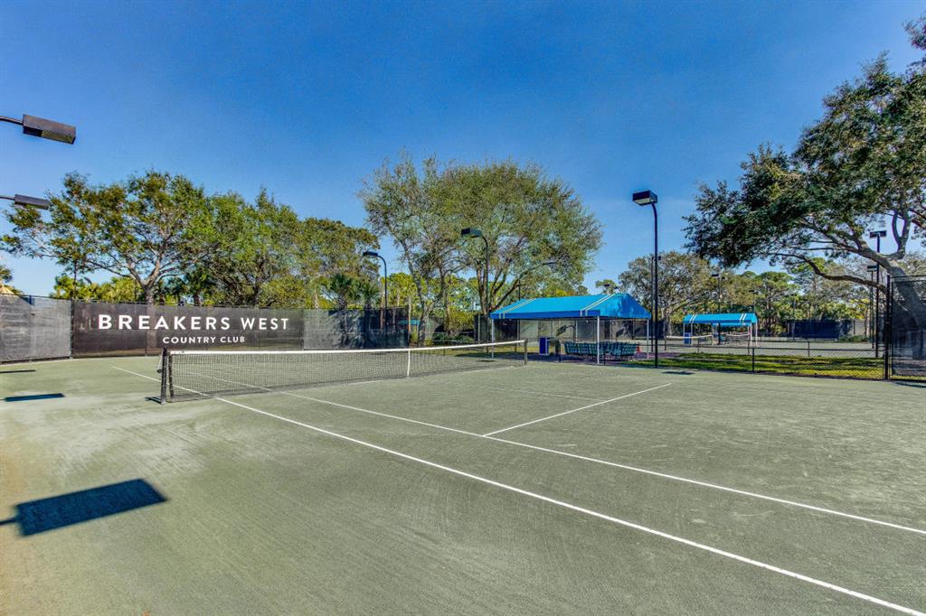 BREAKERS WEST - Residential