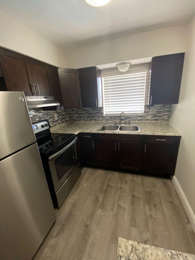 Boca Raton Square Gateway - Residential Lease