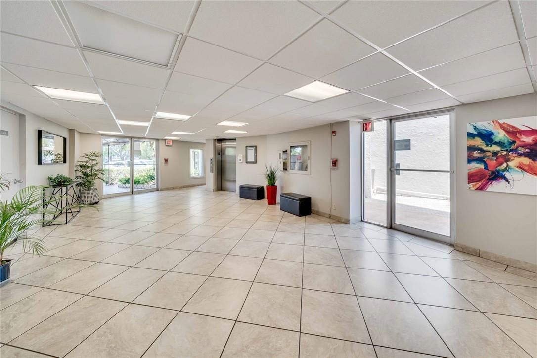 18TH HOLE AT INVERRARY - Residential