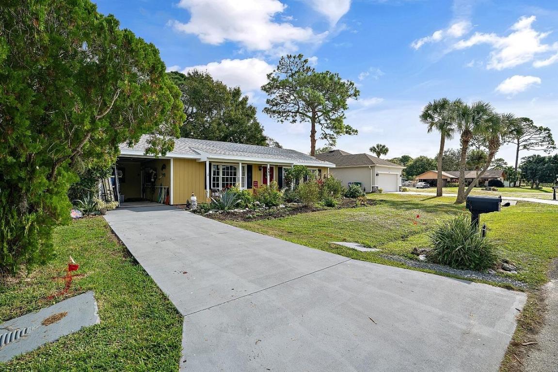 SEBASTIAN HIGHLANDS UNIT 2 - Residential