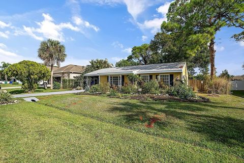 481 Warren Street Sebastian FL 32958