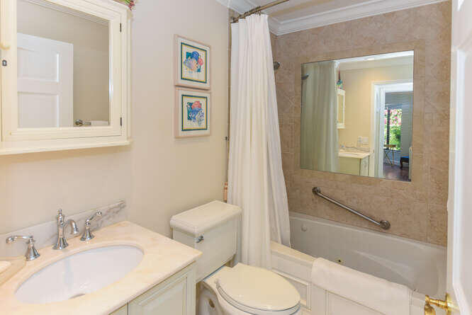 EAGLEWOOD - Residential