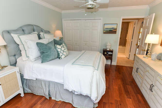 EAGLEWOOD - Residential