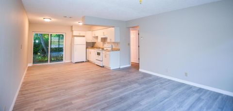 1718 Juno Road 1 North Palm Beach FL 33408
