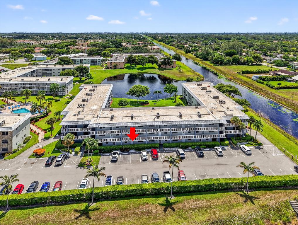 SANDALFOOT SOUTH THREE  COND - Residential