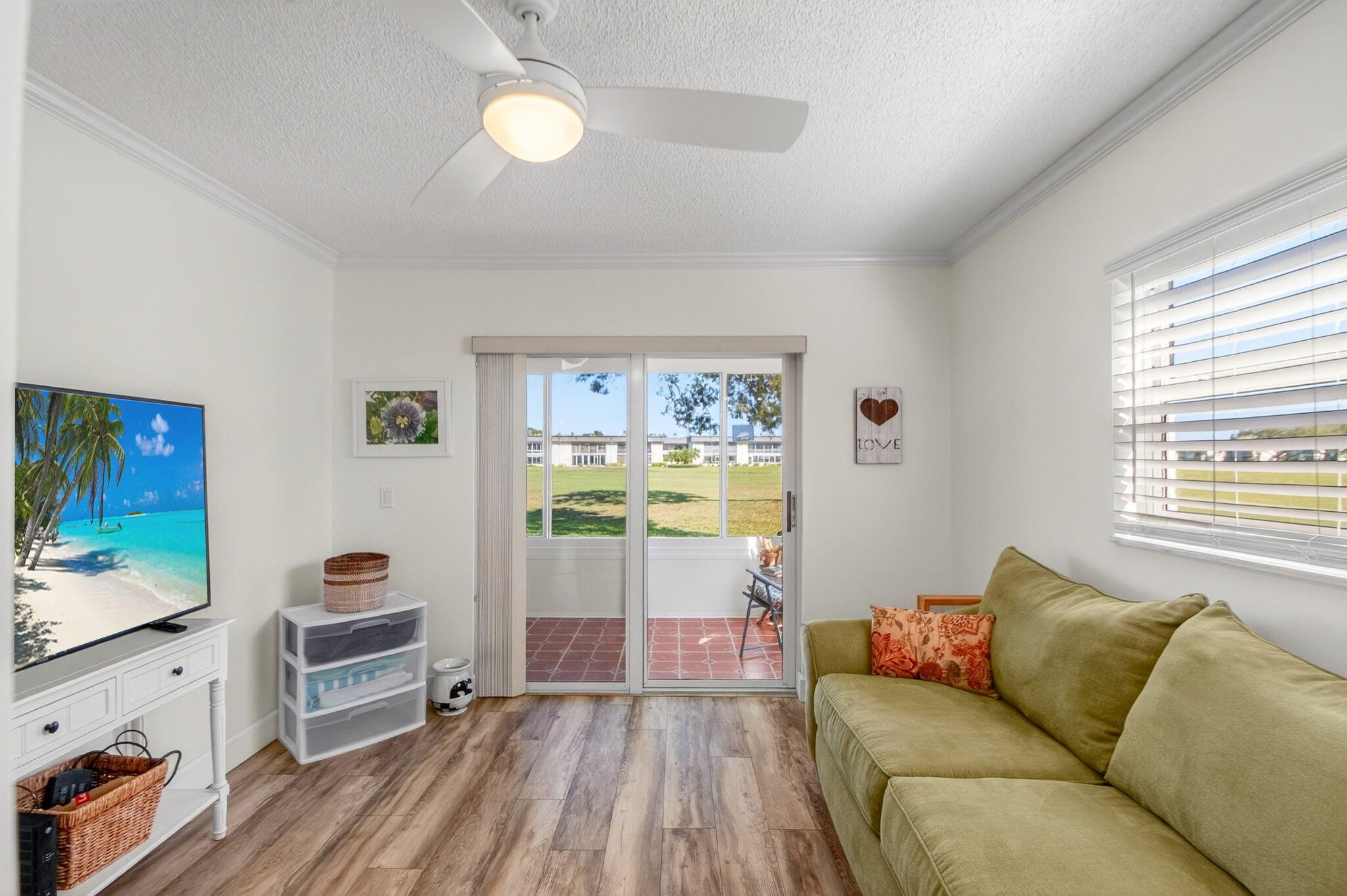 KINGS POINT - Residential