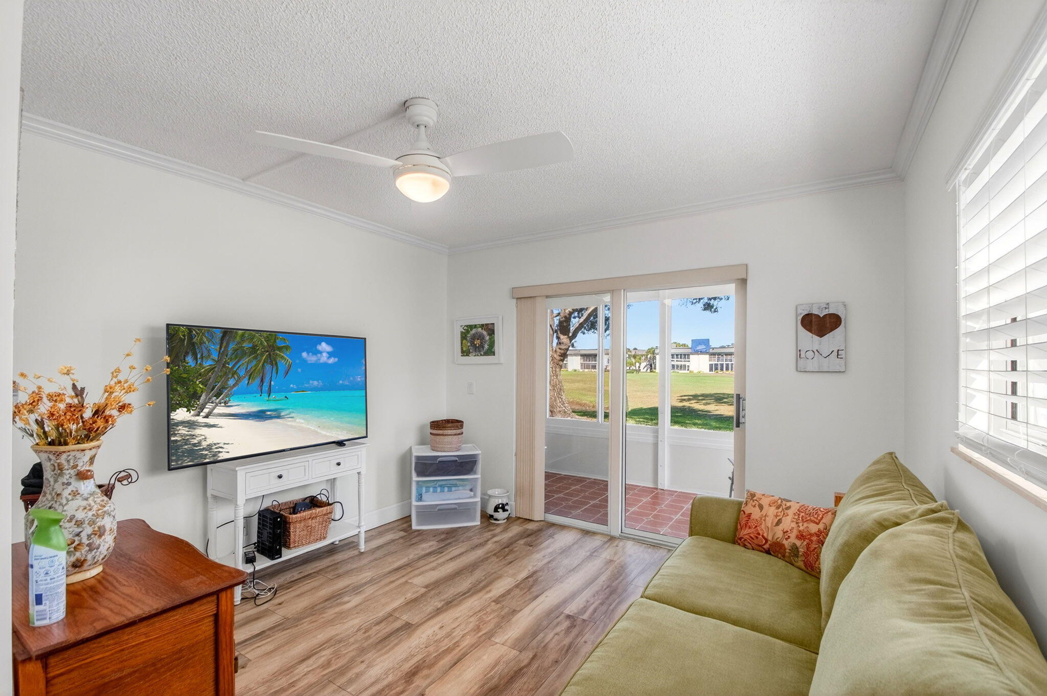 KINGS POINT - Residential