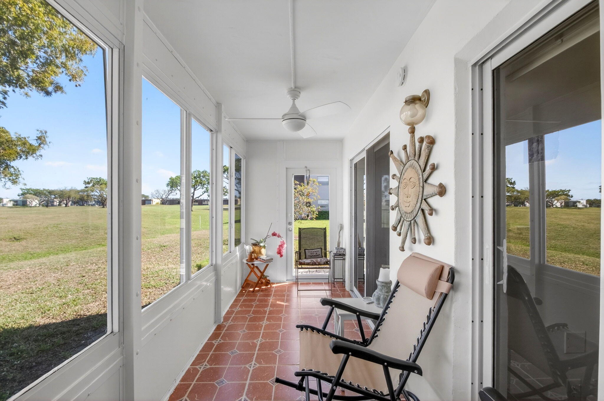 KINGS POINT - Residential