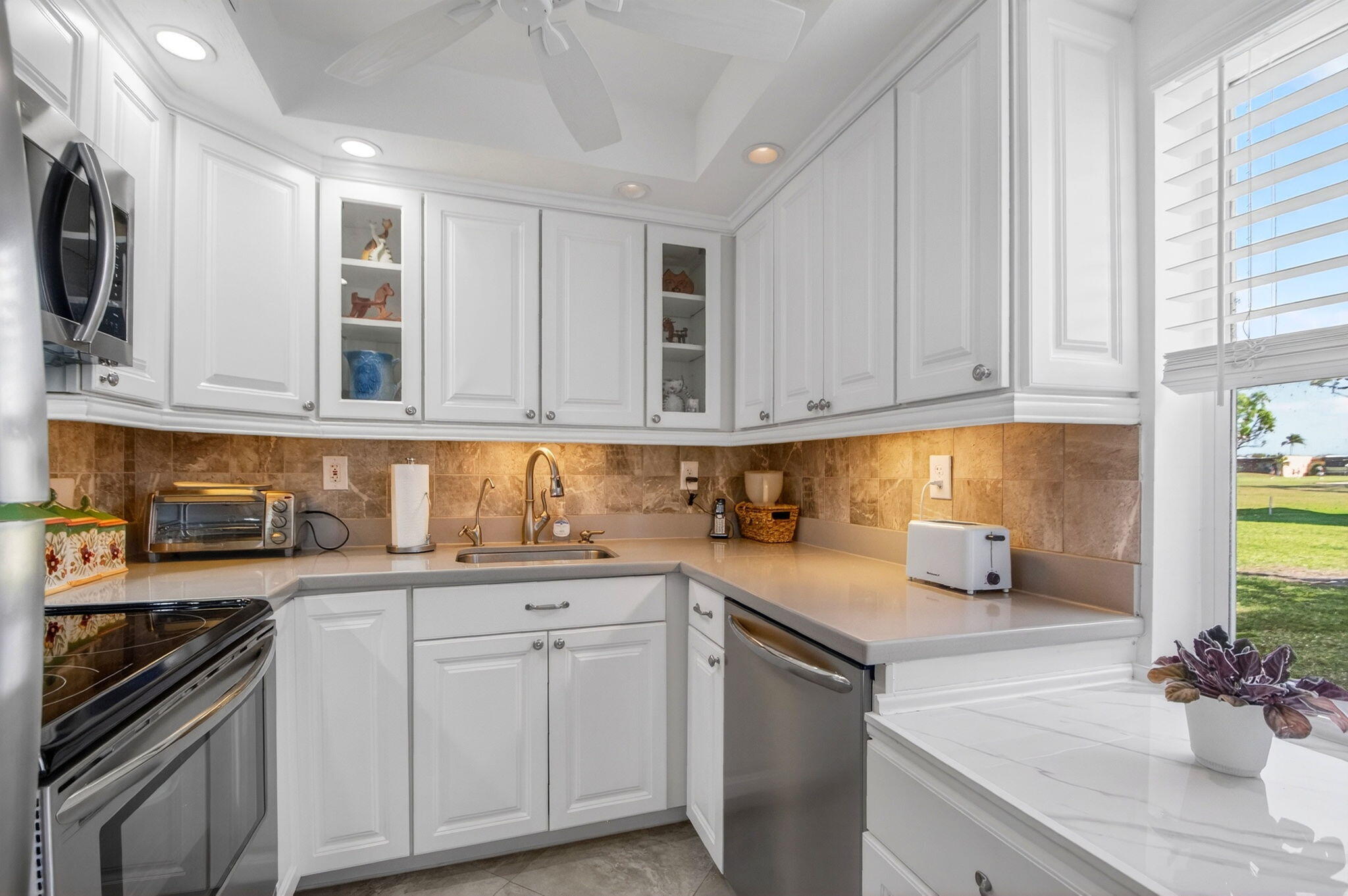 KINGS POINT - Residential