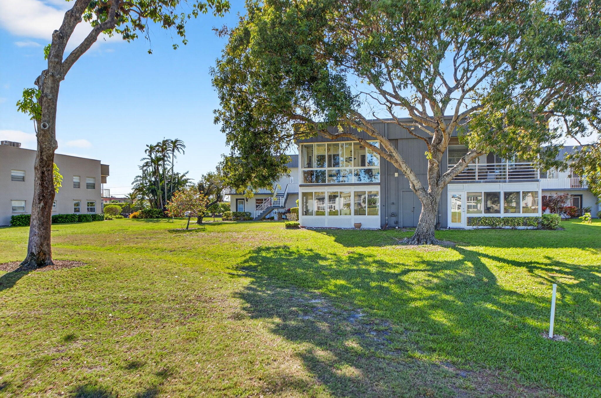 KINGS POINT - Residential