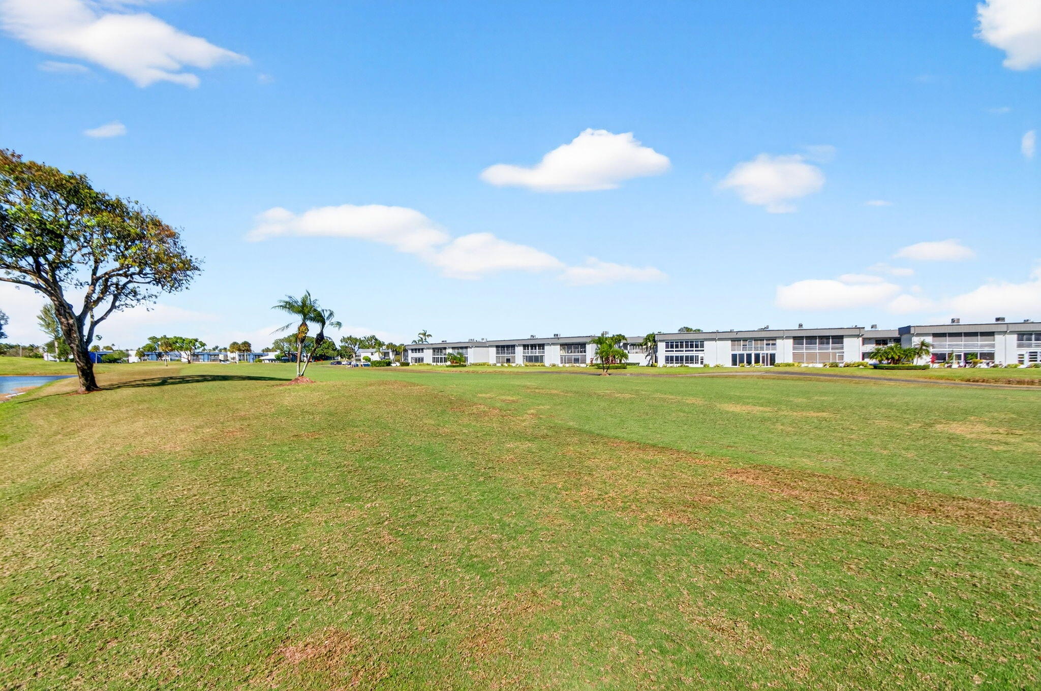 KINGS POINT - Residential