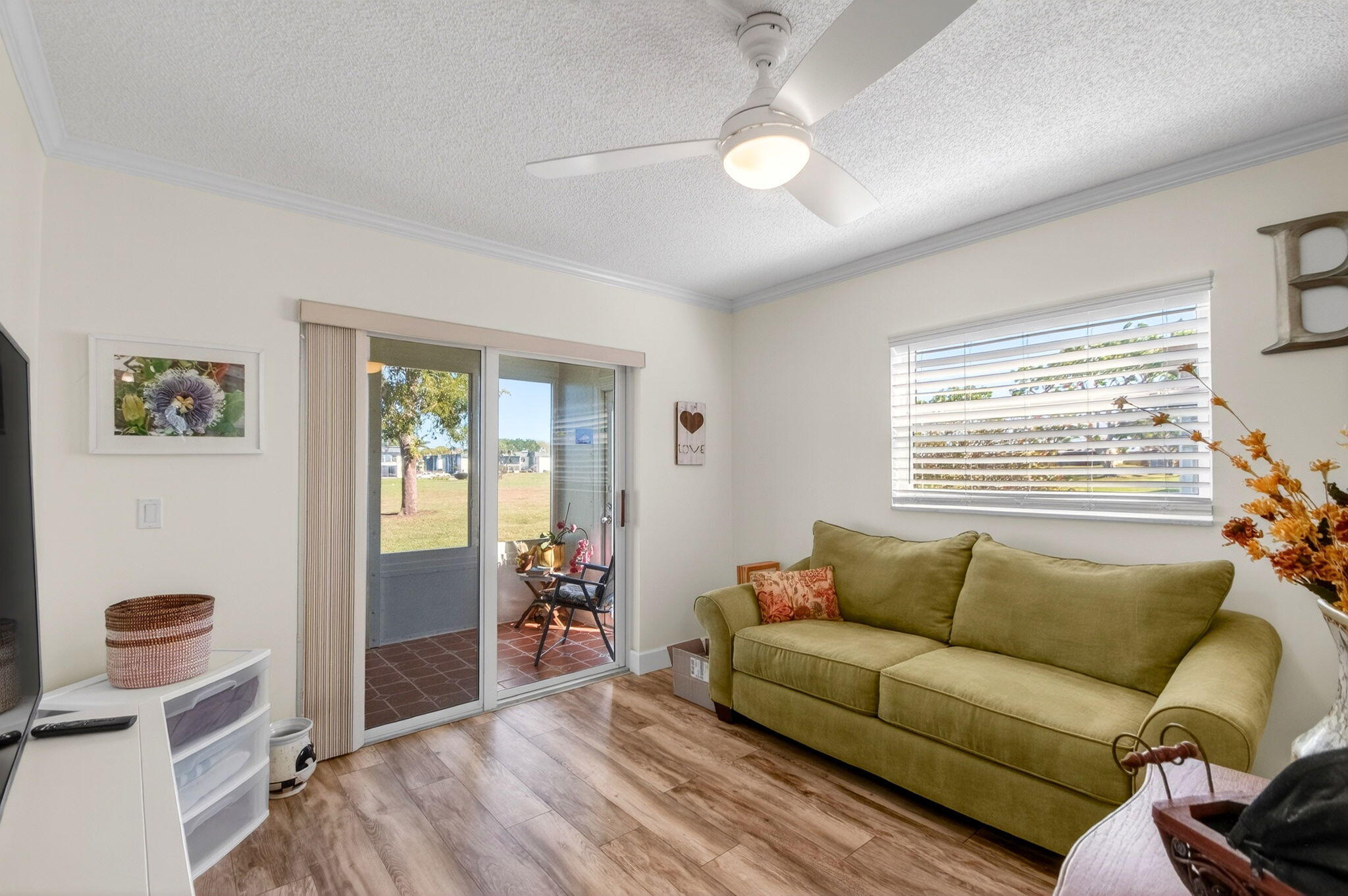 KINGS POINT - Residential