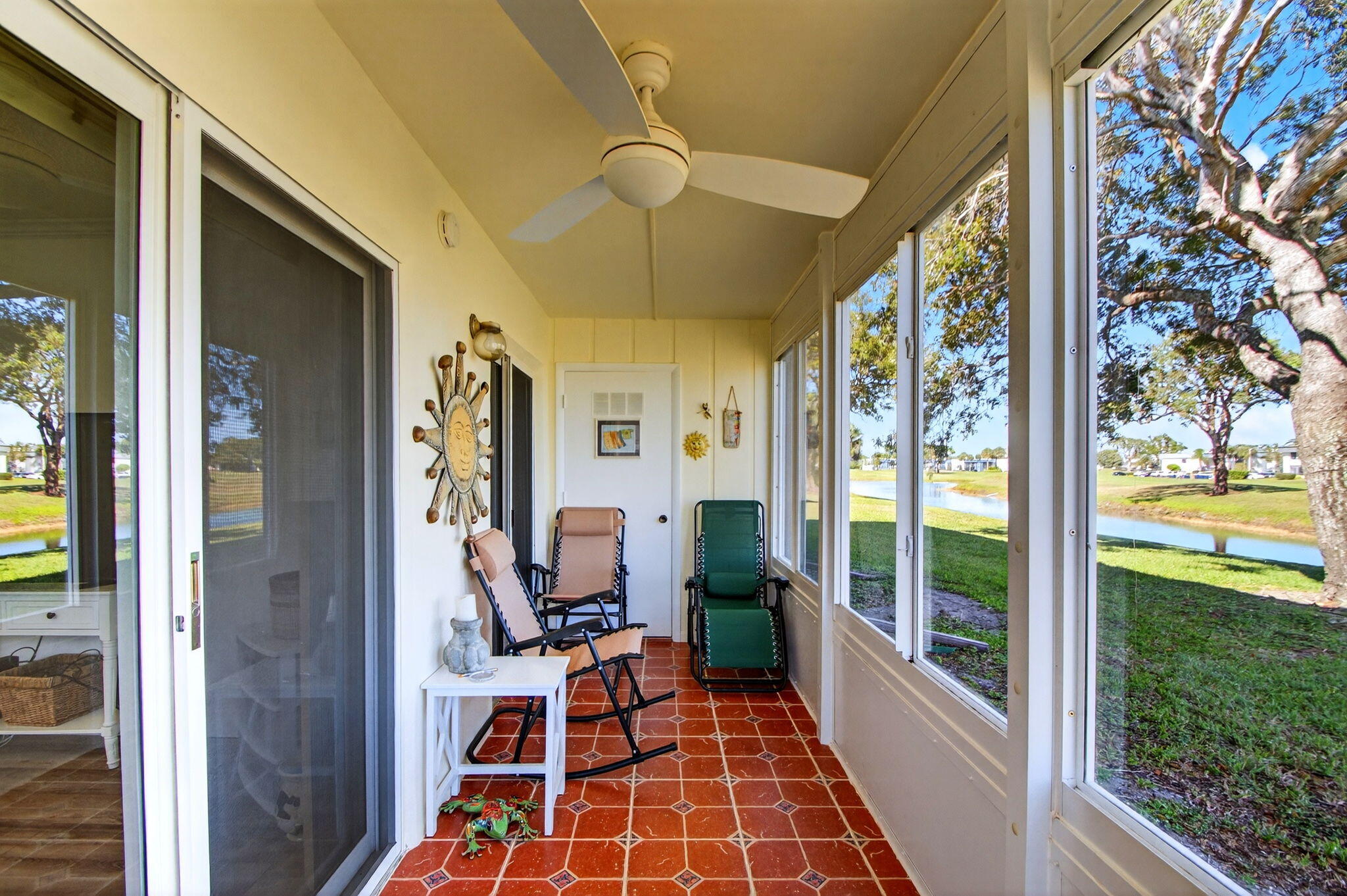 KINGS POINT - Residential