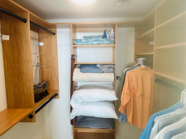 HARBORAGE YACHT CONDO - Residential Lease