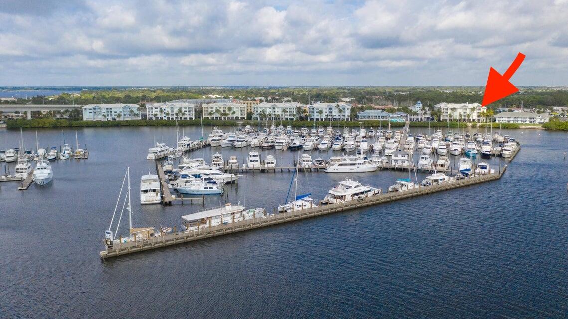 975 NW Flagler Avenue 403