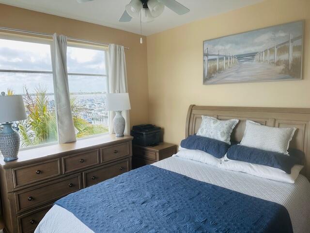 HARBORAGE YACHT CONDO - Residential Lease