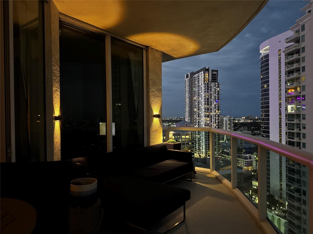 347 N New River Drive 3110