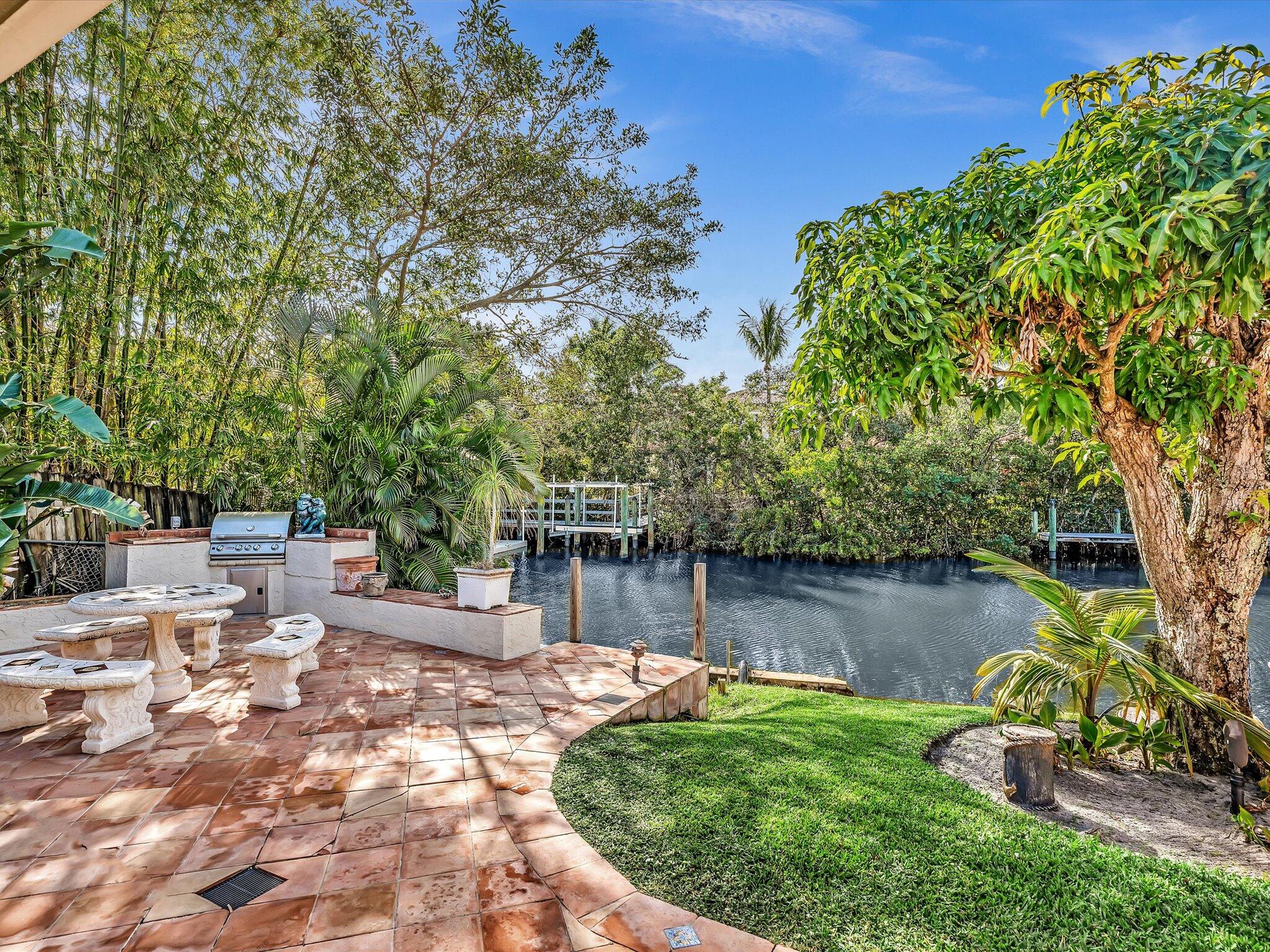 WATERWAY MANOR - Residential