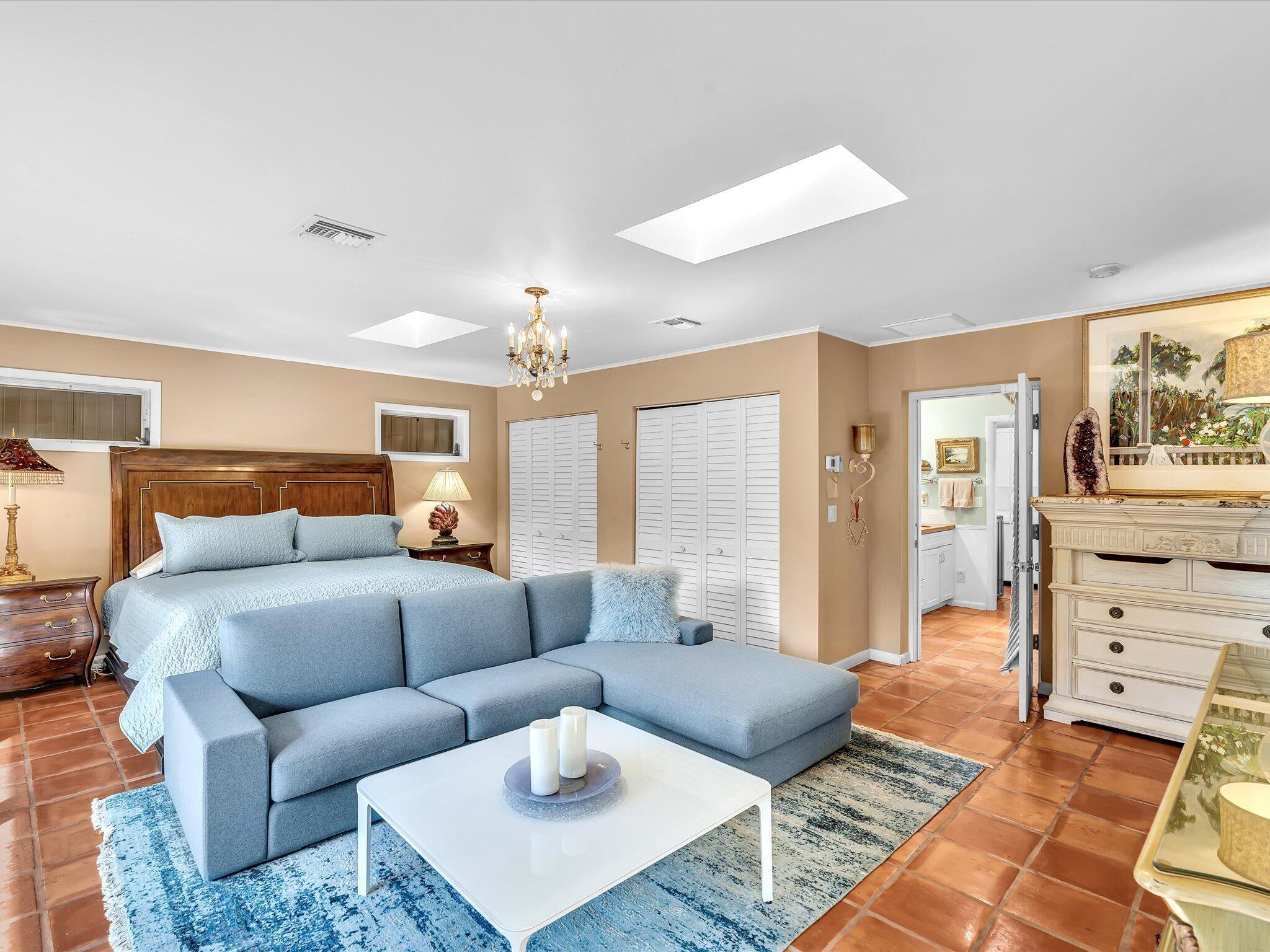 WATERWAY MANOR - Residential