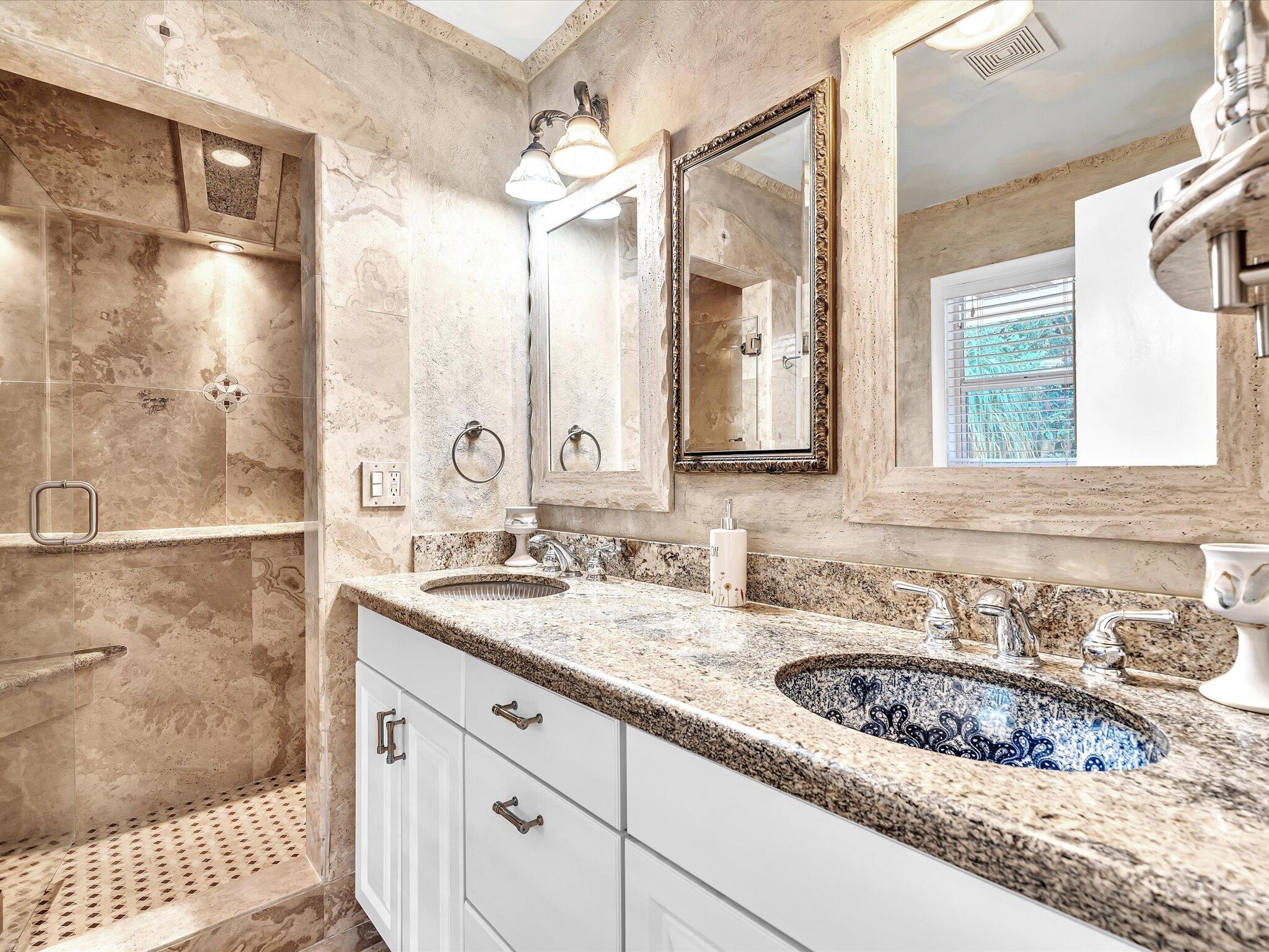 WATERWAY MANOR - Residential