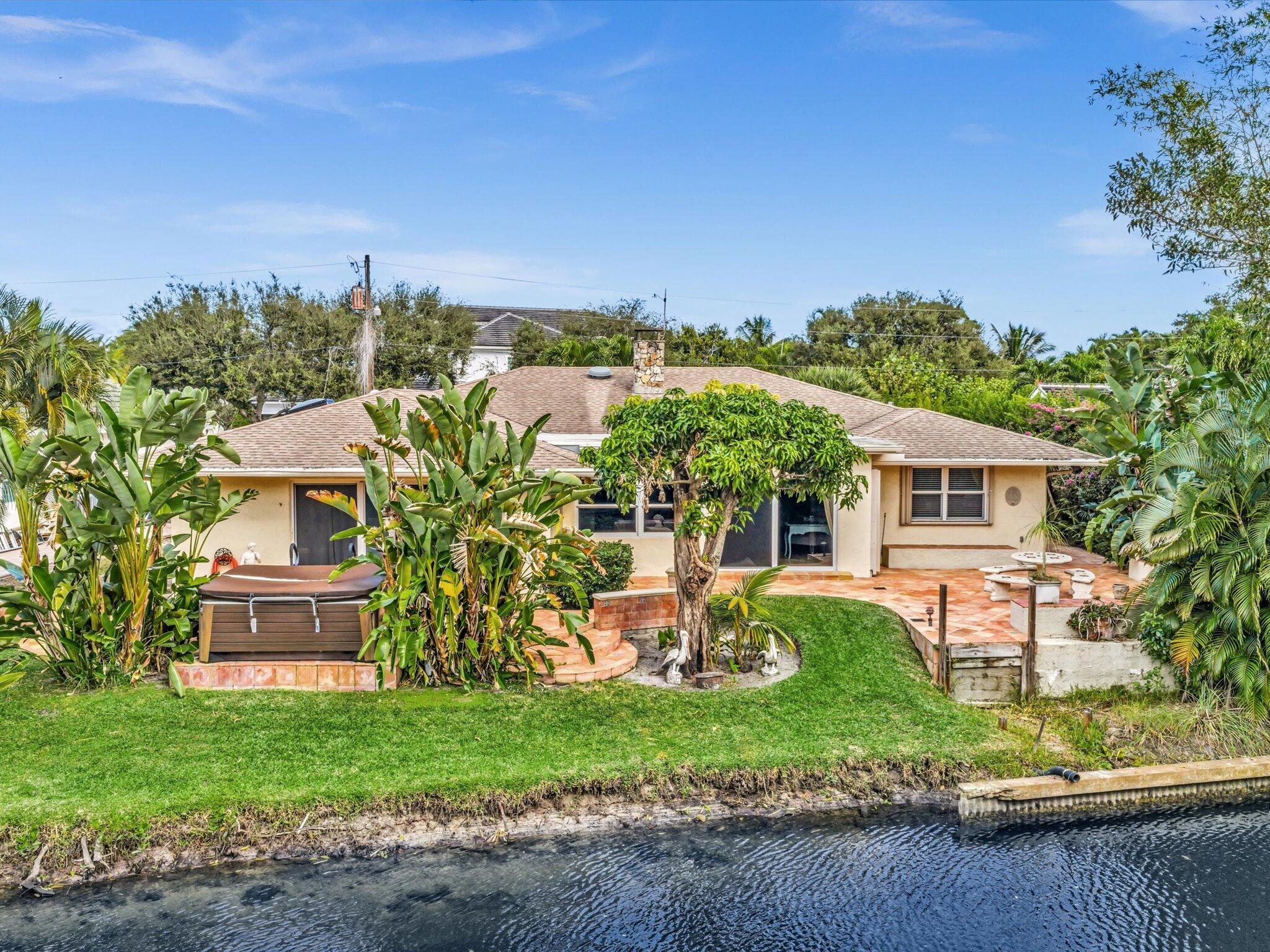 WATERWAY MANOR - Residential