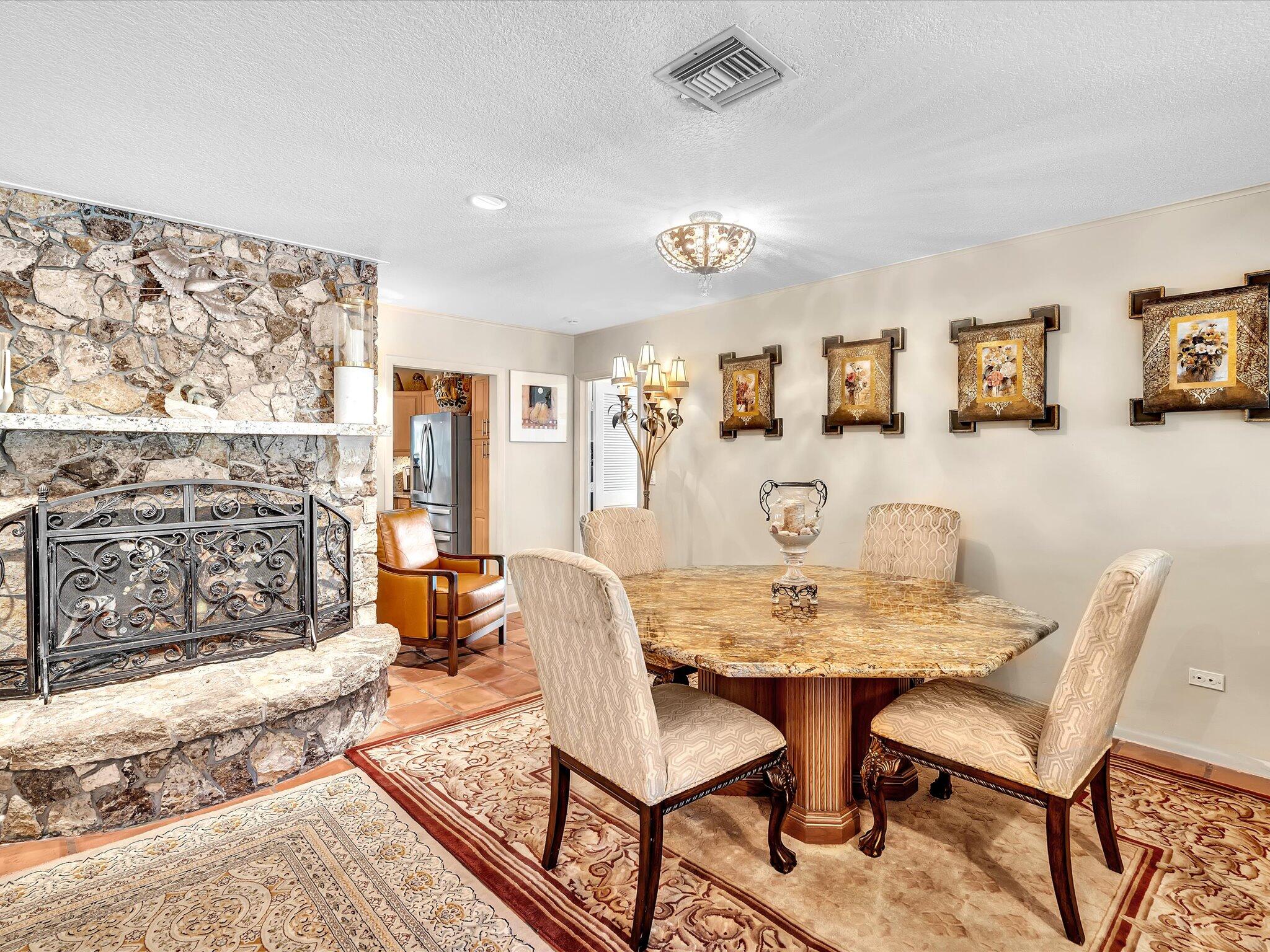 WATERWAY MANOR - Residential