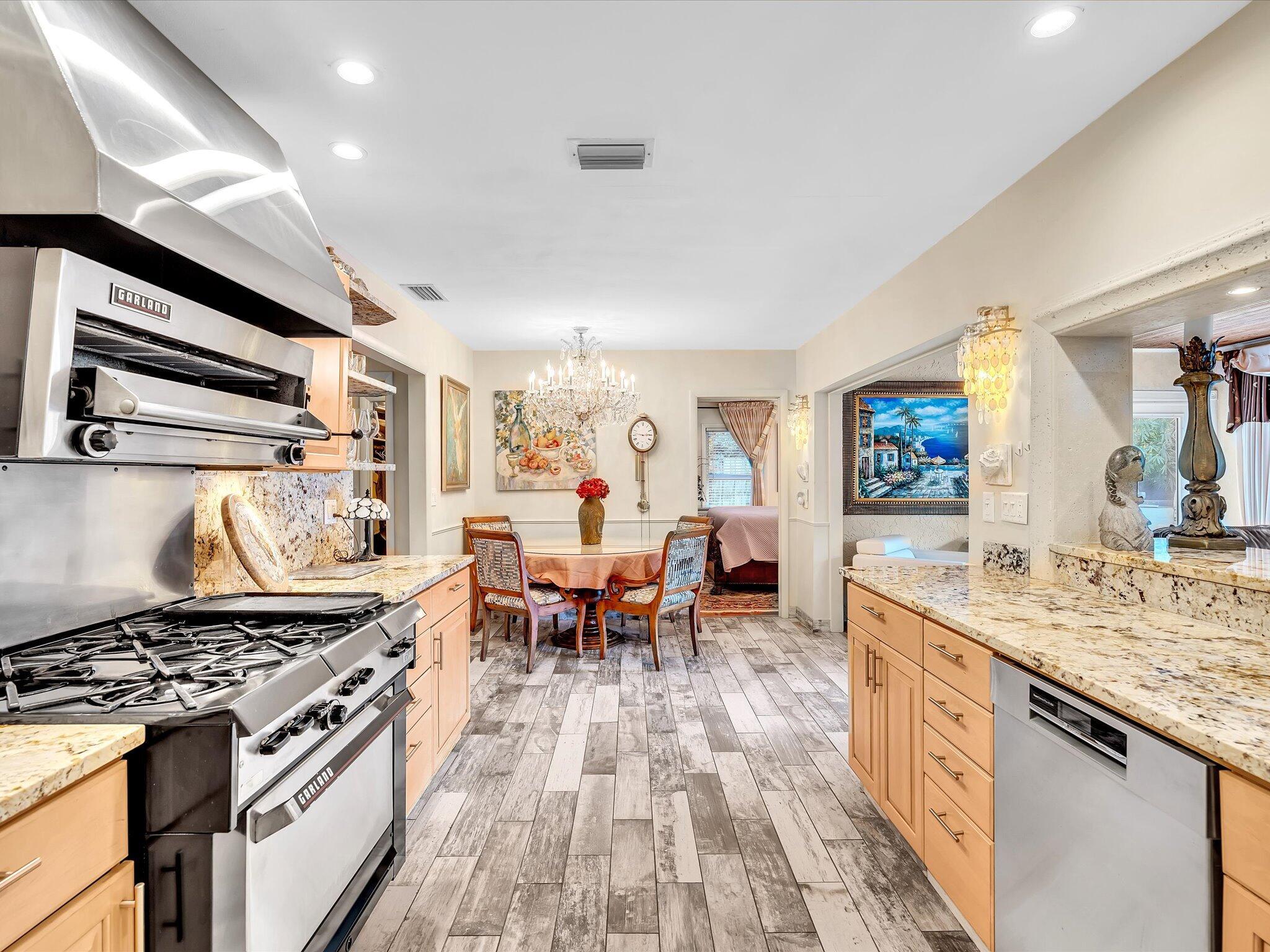 WATERWAY MANOR - Residential