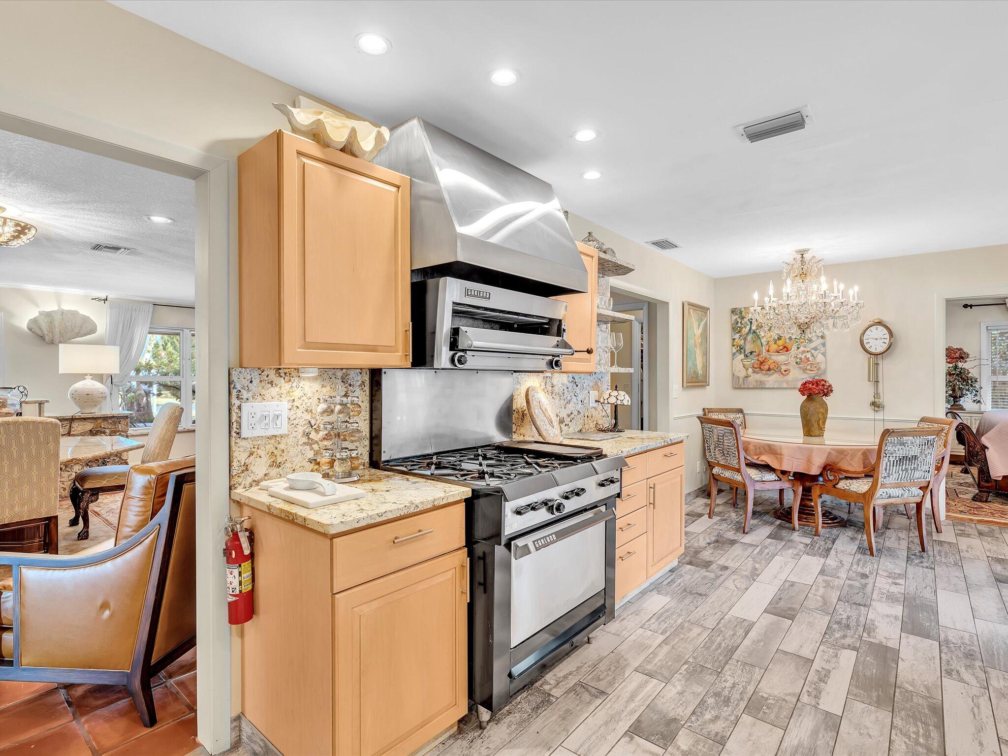 WATERWAY MANOR - Residential