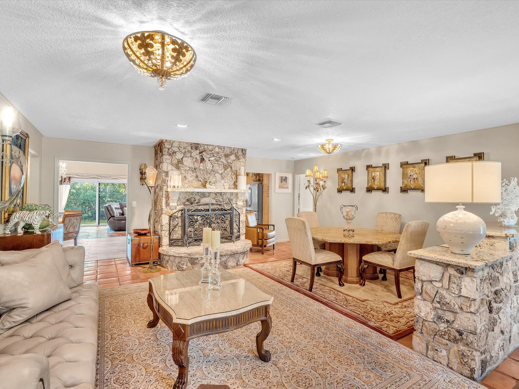 WATERWAY MANOR - Residential