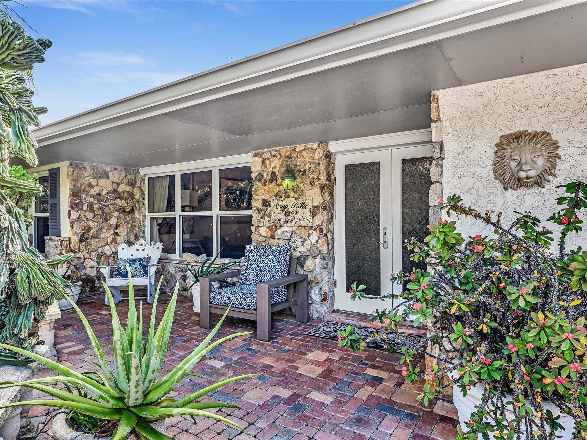 WATERWAY MANOR - Residential