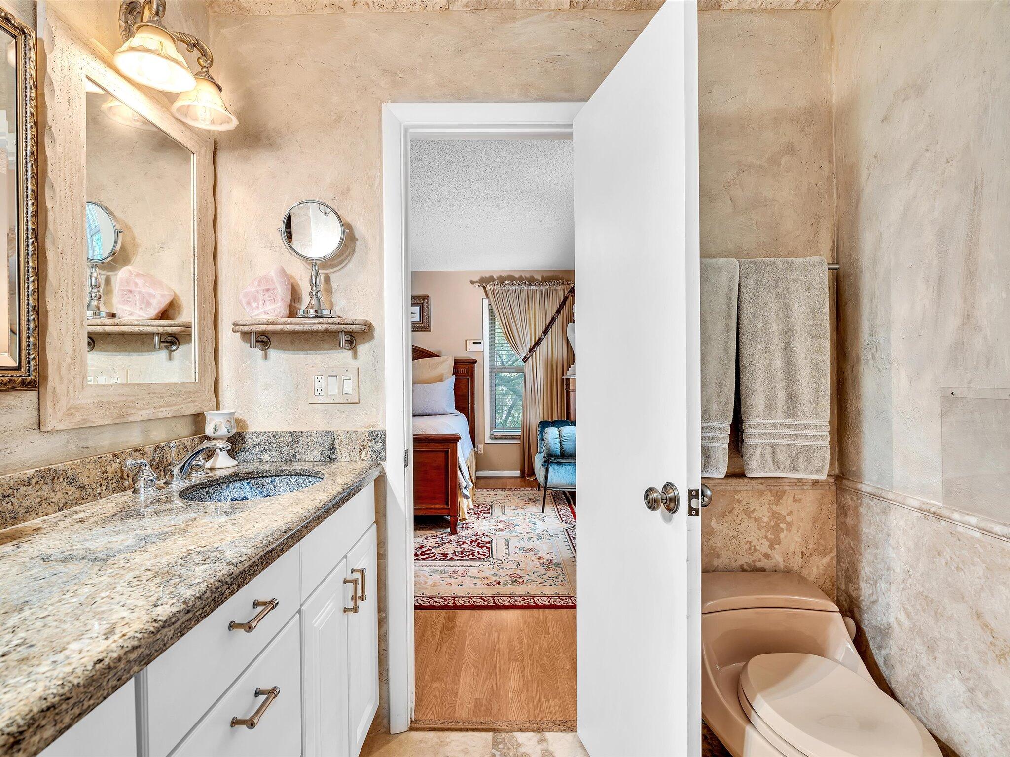 WATERWAY MANOR - Residential