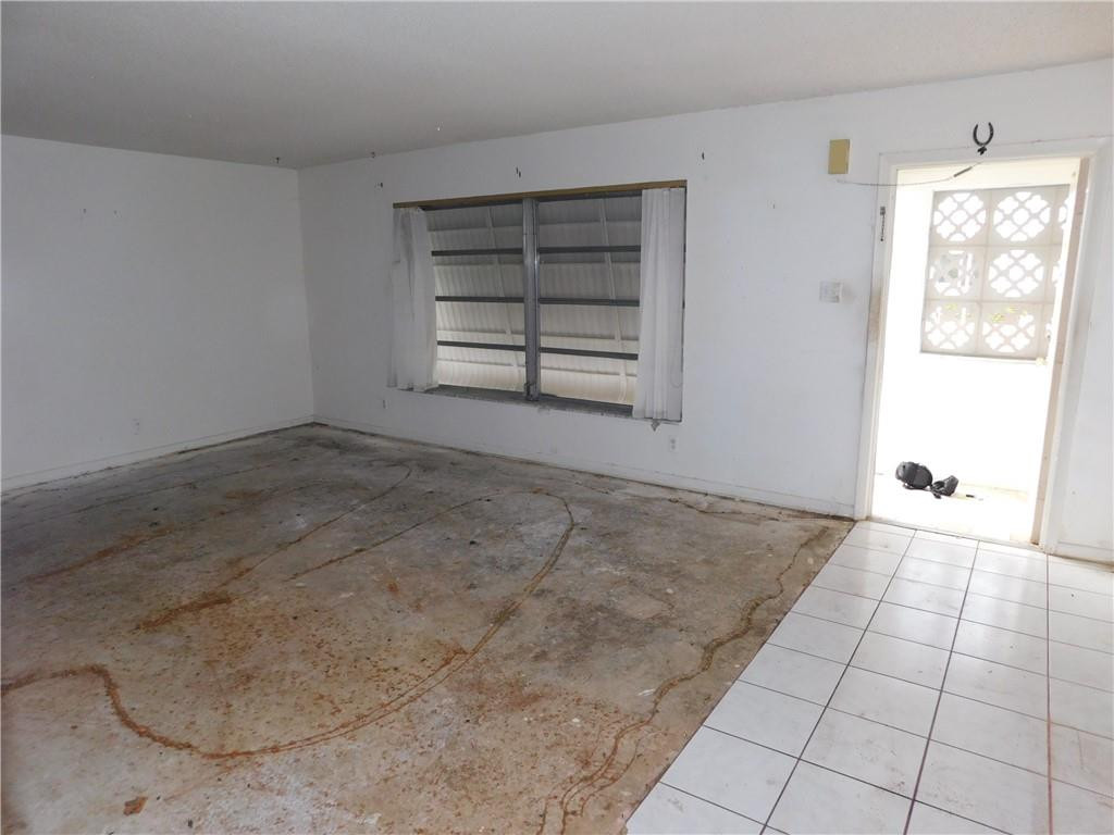 Paradise Gardens Sec 4 76 - Residential