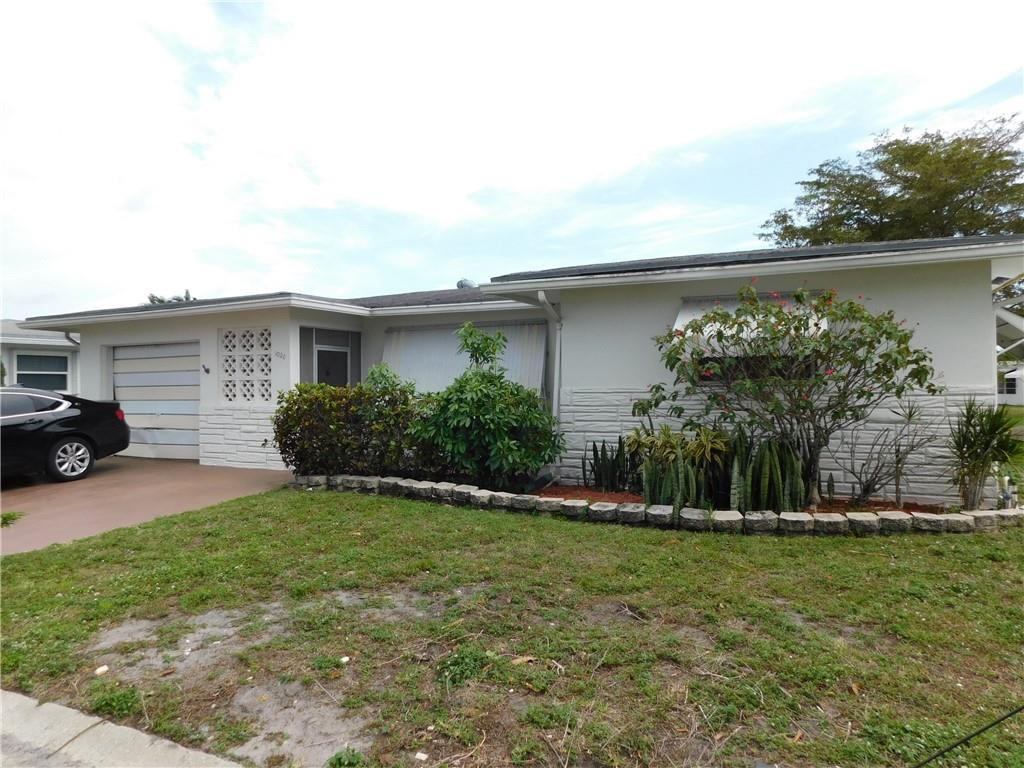 Paradise Gardens Sec 4 76 - Residential