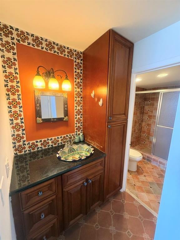 Quadomain Tower - Residential Lease