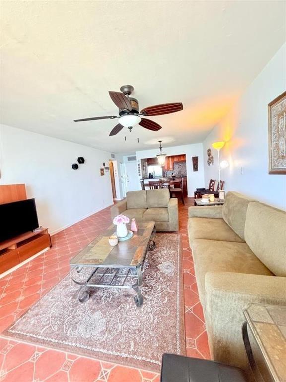 Quadomain Tower - Residential Lease