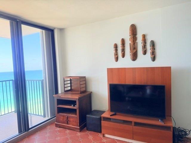 Quadomain Tower - Residential Lease