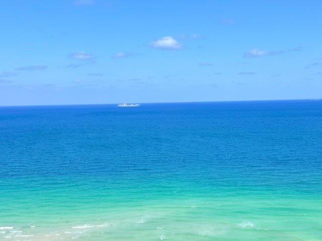 Quadomain Tower - Residential Lease