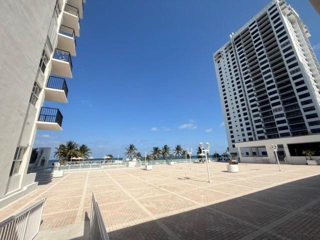 Quadomain Tower - Residential Lease